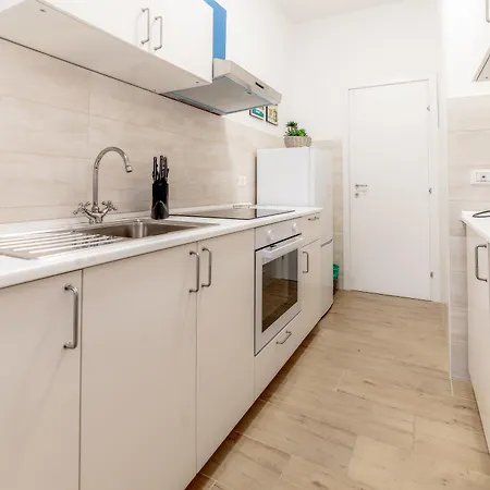 Apartment Mary Flat- Metro Garbatella - Wi-fi Rome